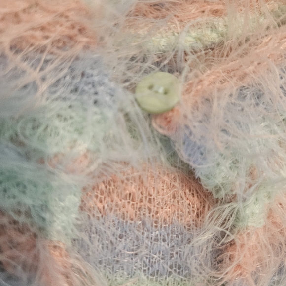 NEW Bershka Fuzzy Sleeveless Knit Crop Top Size S Knit Pastel Girlhoodcore - Picture 13 of 13